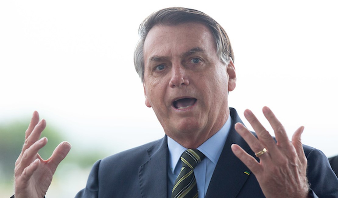 “Se Deus quiser vou continuar meu mandato”, diz Bolsonaro