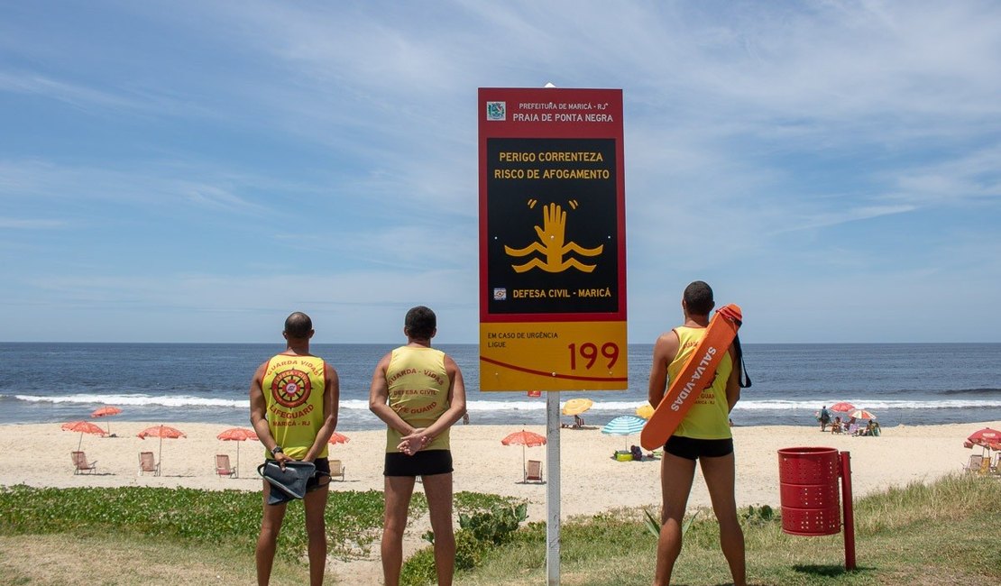 Praias alagoanas terão placas informativas alertando sobre afogamentos