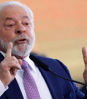 Lula defende fechamento de todos os clubes de tiro esportivo do país