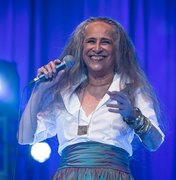 Cantora Maria Bethânia tem alta no Rio de Janeiro
