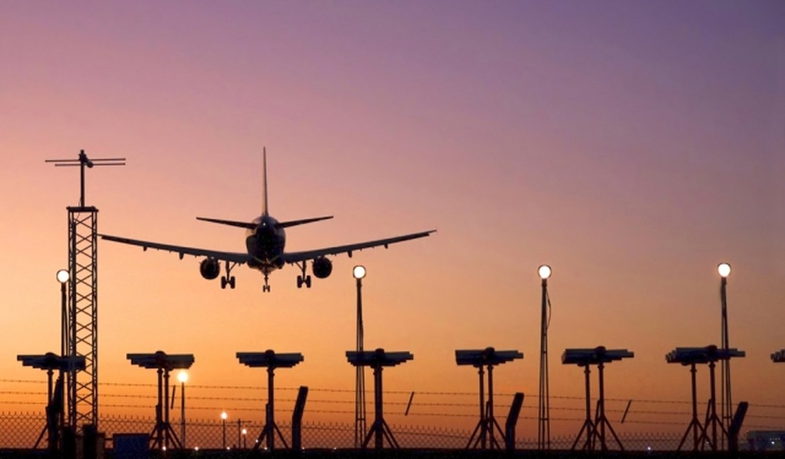 Demanda por transporte aéreo tem redução pelo 15º mês seguido