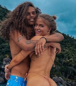Vitão brinca sobre fotos com Luísa Sonza: 'Tarzan e Jane na selva'