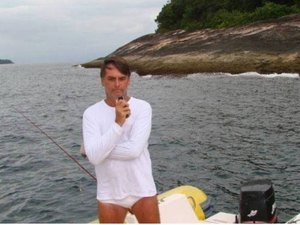 Ibama exonera servidor que multou Bolsonaro por pesca irregular