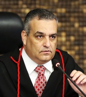 MPE pede novo afastamento de Arnaldo Higino preso recebendo propina, em Campo Grande