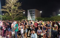 População lota Bosque das Arapiracas para assistir debate com os candidatos