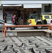 Com lojas fechadas, feira livre e bancos movimentam centro de Arapiraca