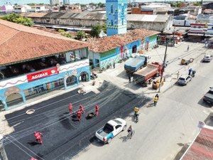 Prefeitura recupera vias em bairros das partes alta e baixa de Maceió