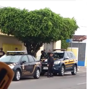 [Vídeo] PF cumpre mandados de prisão e apreensão por roubo de carga em Arapiraca 