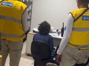 Homem é preso suspeito de roubar material de construção em obra na Ponta Verde