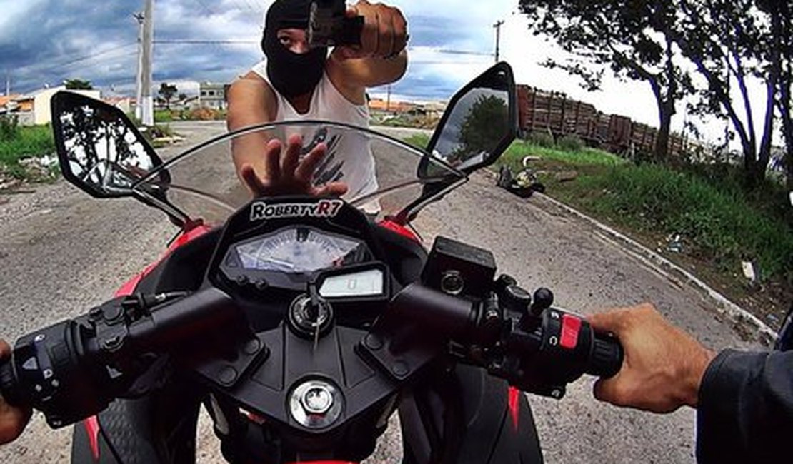 Mototaxista tem moto roubada  em Arapiraca