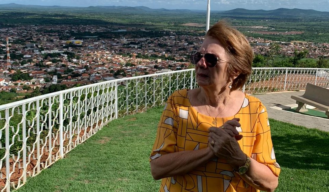 Sônia Beltrão avisa que não irá compor com corruptos para ser prefeita de Palmeira