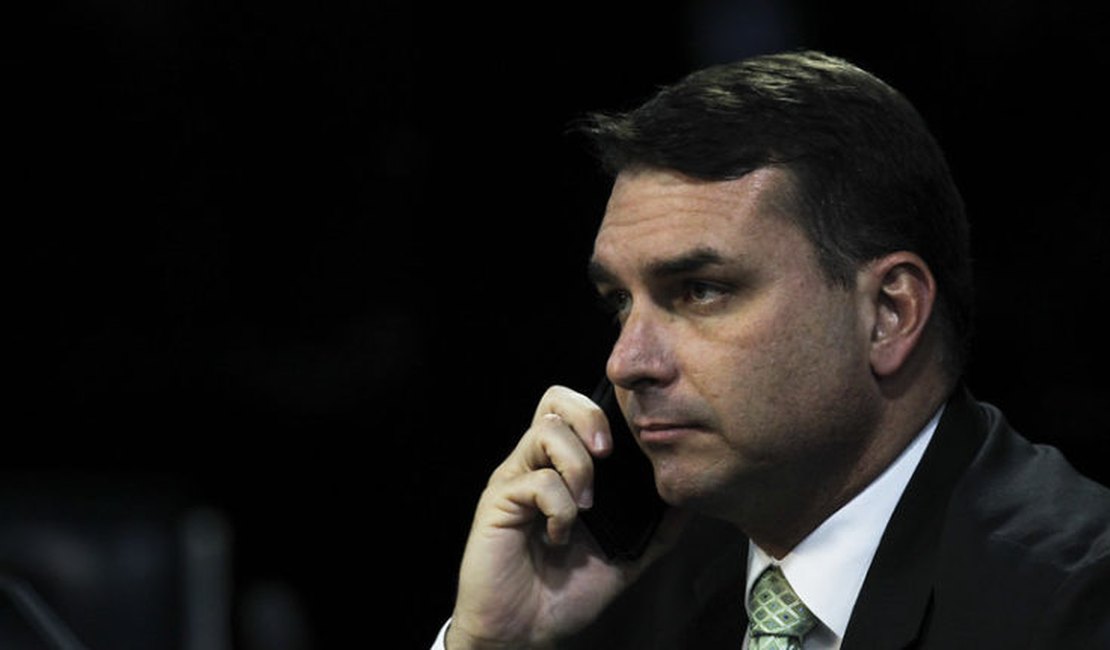 Pedido de cassação de Flávio Bolsonaro está parado há quatro meses