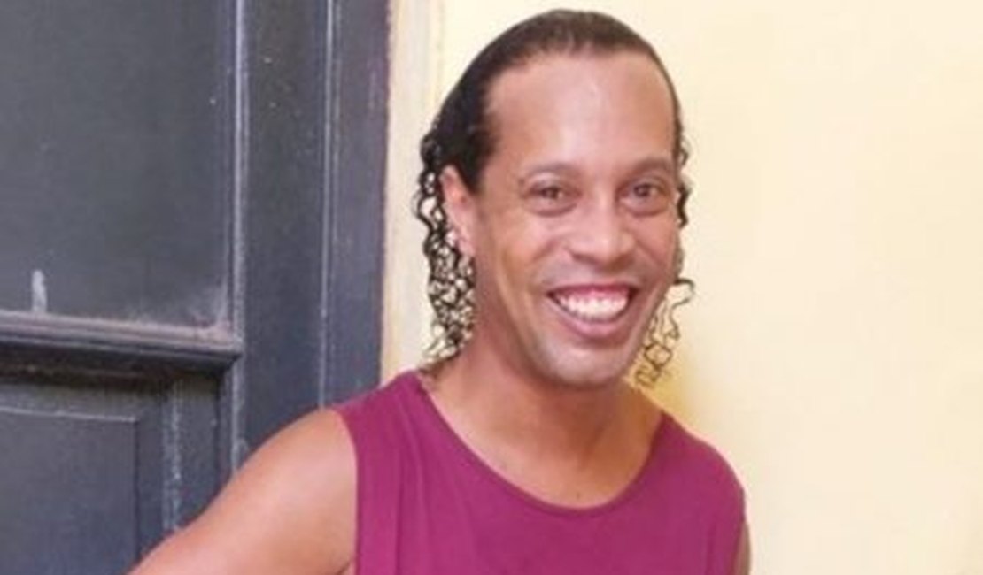 Justiça determina penhora de bens e bloqueio de contas de Ronaldinho Gaúcho