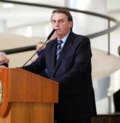 Randolfe pede convocação de Bolsonaro à CPI; senadores não querem