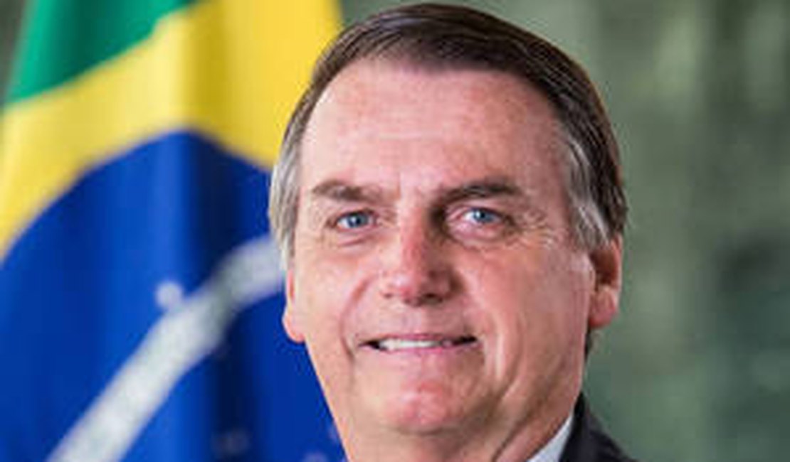 Bolsonaro recebe alta e deixa hospital em São Paulo