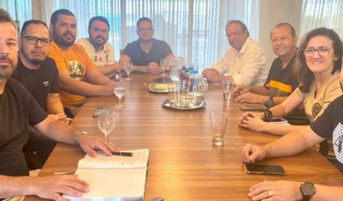Diretoria do ASA se reúne com Luciano Barbosa e fortalece planejamento 2023