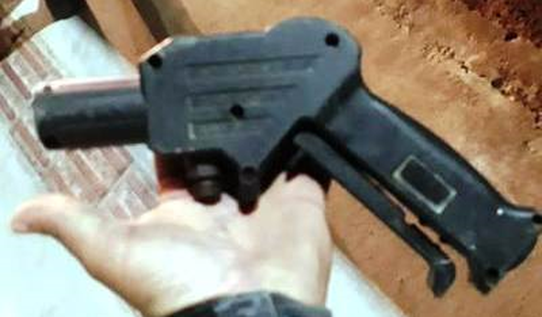 Suspeito de roubar bicicleta é preso com simulacro de arma em Maceió