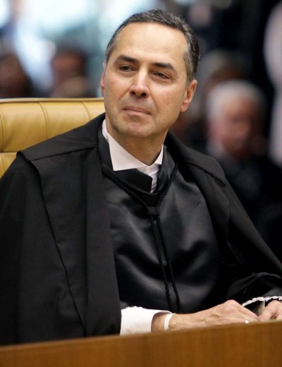 Barroso diz que abstenção de eleitores foi maior que o desejável