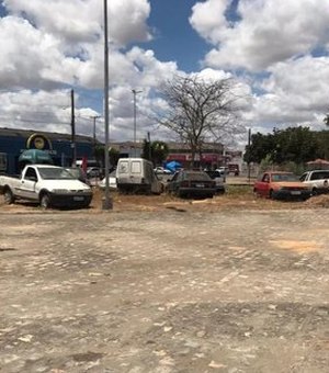 Dois funcionários do DER de Arapiraca são presos por venda de veículos apreendidos
