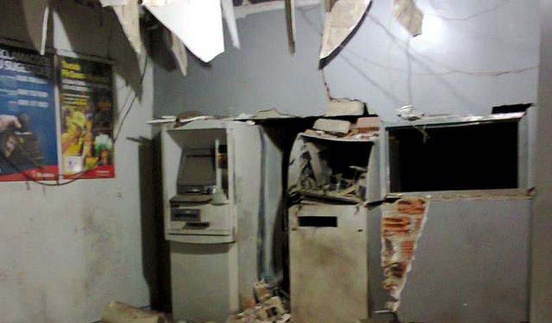 Criminosos explodem caixa eletrônico em Porto Real do Colégio