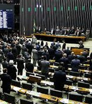 Congresso começa ano pressionado por Planalto, eleições e dividido pela Previdência
