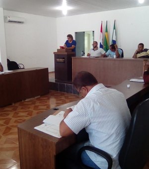Vereadores convocam prefeito para discutir “privatização” de ponto turístico em Milagres