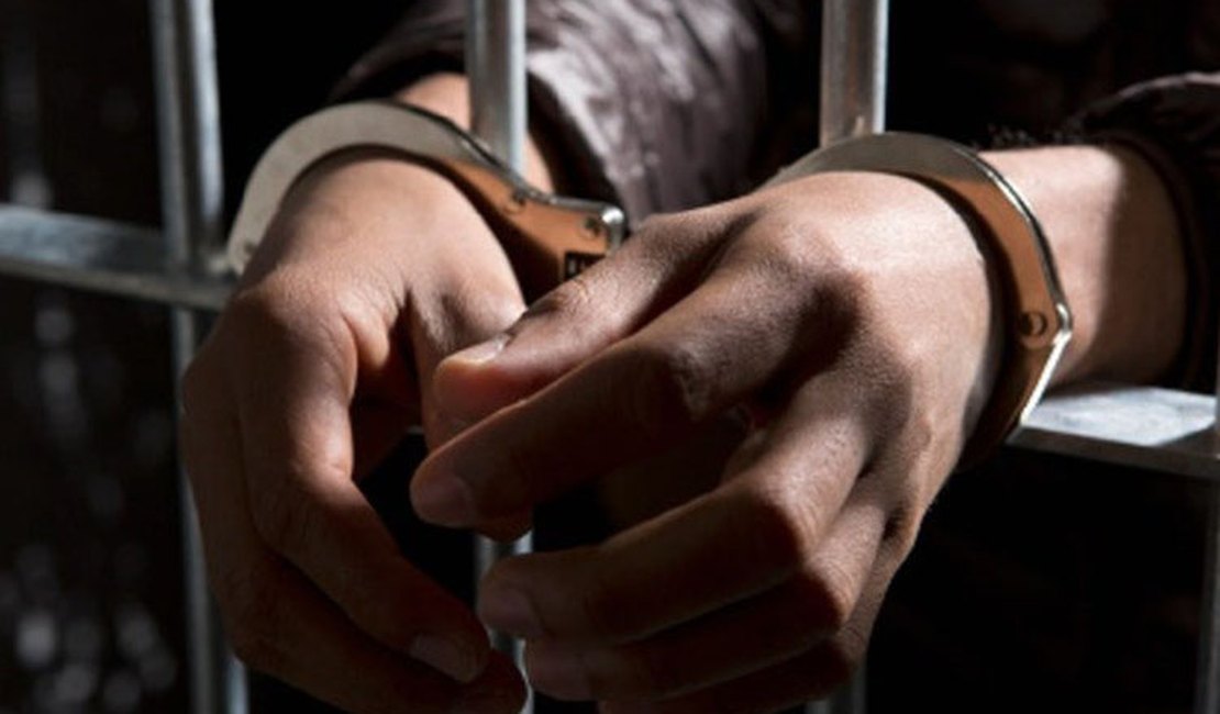 Polícia Civil prende acusado de estuprar a enteada de nove anos no Agreste