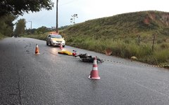 Colisão frontal entre carro e moto deixa motoqueiro morto em Porto Calvo