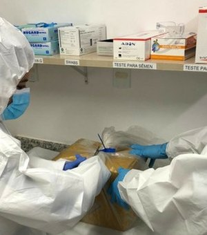 Perícia encontra seringa com “líquido” em descarte utilizado por enfermeira em vacinação de idosa