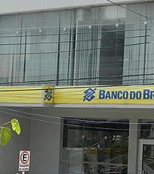 Bancos funcionam das 9h às 13 nesta sexta-feira (6) em virtude do jogo do Brasil 