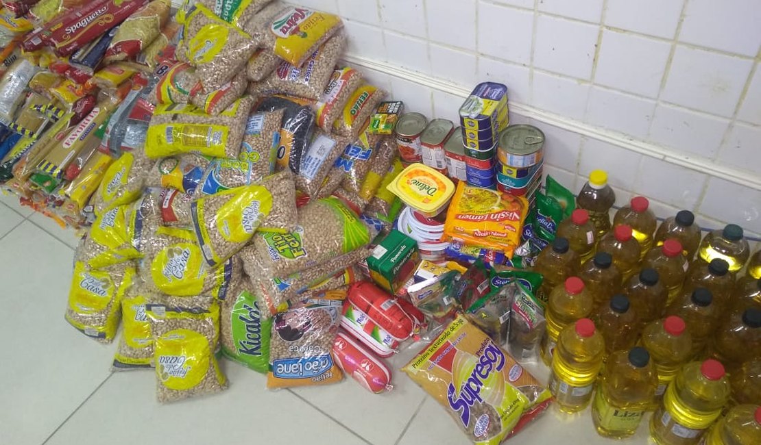 Campanha Vacina Solidária recebe uma tonelada e meia em doações