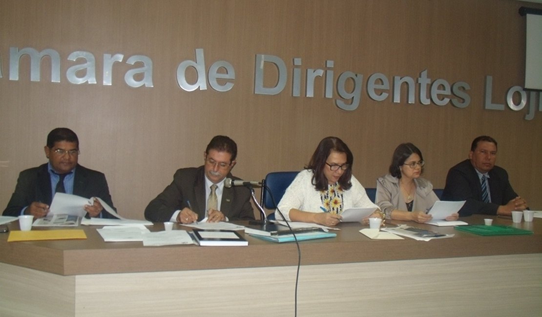 CDL emite nota oficial sobre convênio do Natal em Família