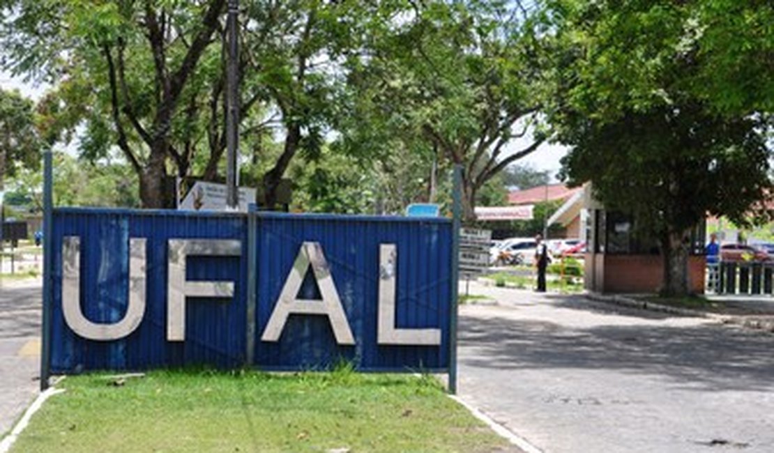 Ufal lança edital de concurso público para cargos de níveis médio e superior