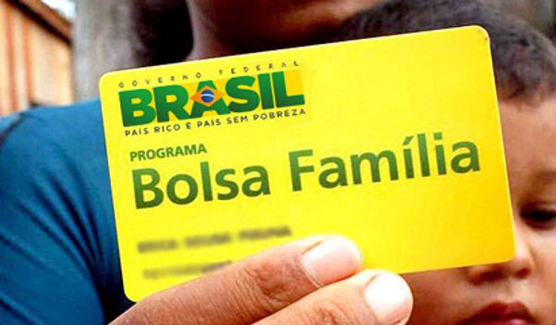 Ministro do STF acata pedido de governadores do Nordeste e proíbe cortes no Bolsa Família