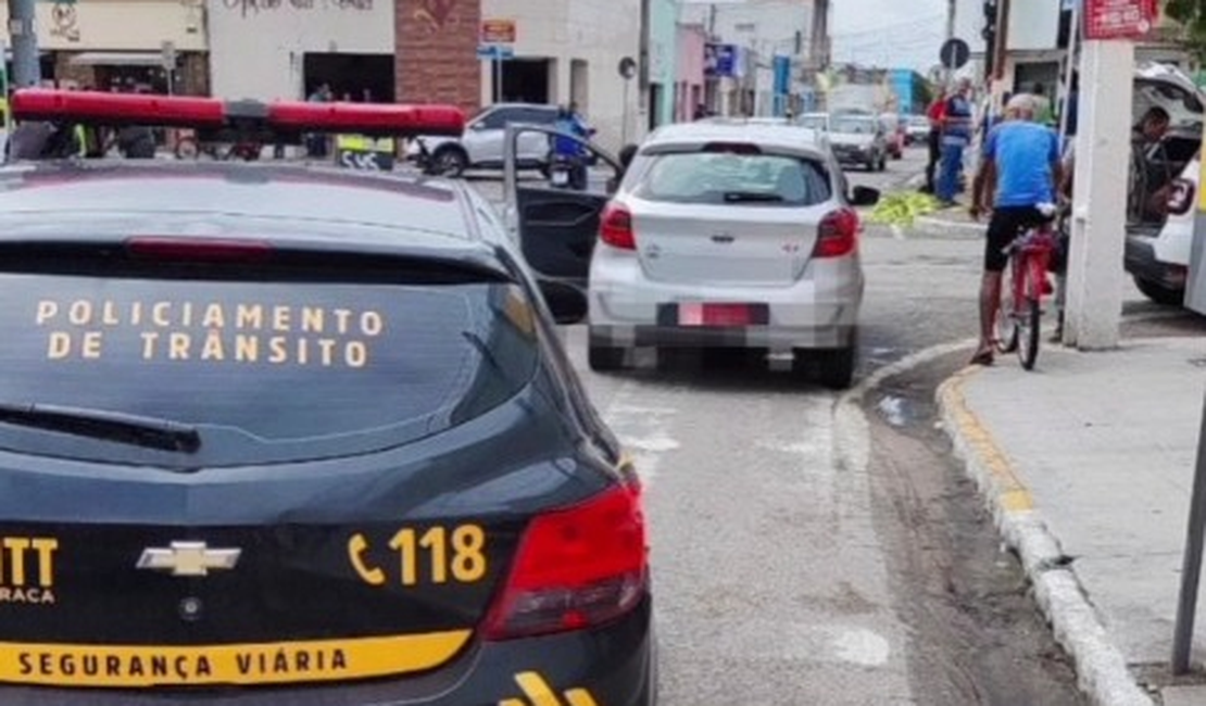 SMTT recupera veículo furtado em Arapiraca