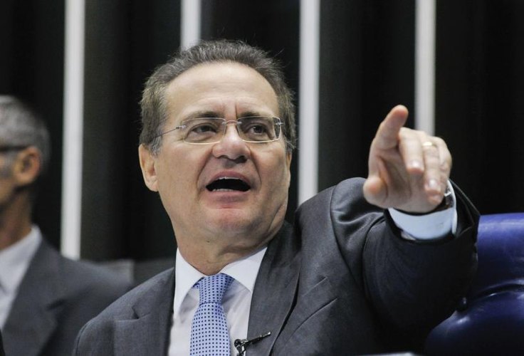 Renan Calheiros: “Arthur Lira virou uma espécie de fantoche de Bolsonaro”