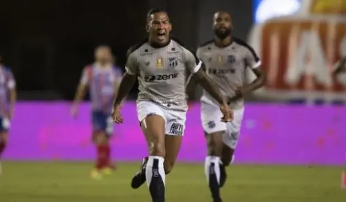 Com gol nos acréscimos, Ceará sai na frente do Bahia na final da Copa do Nordeste