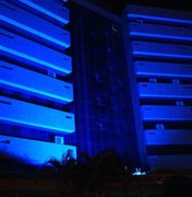 Ministério Público Federal adere à campanha Novembro Azul e ilumina fachada