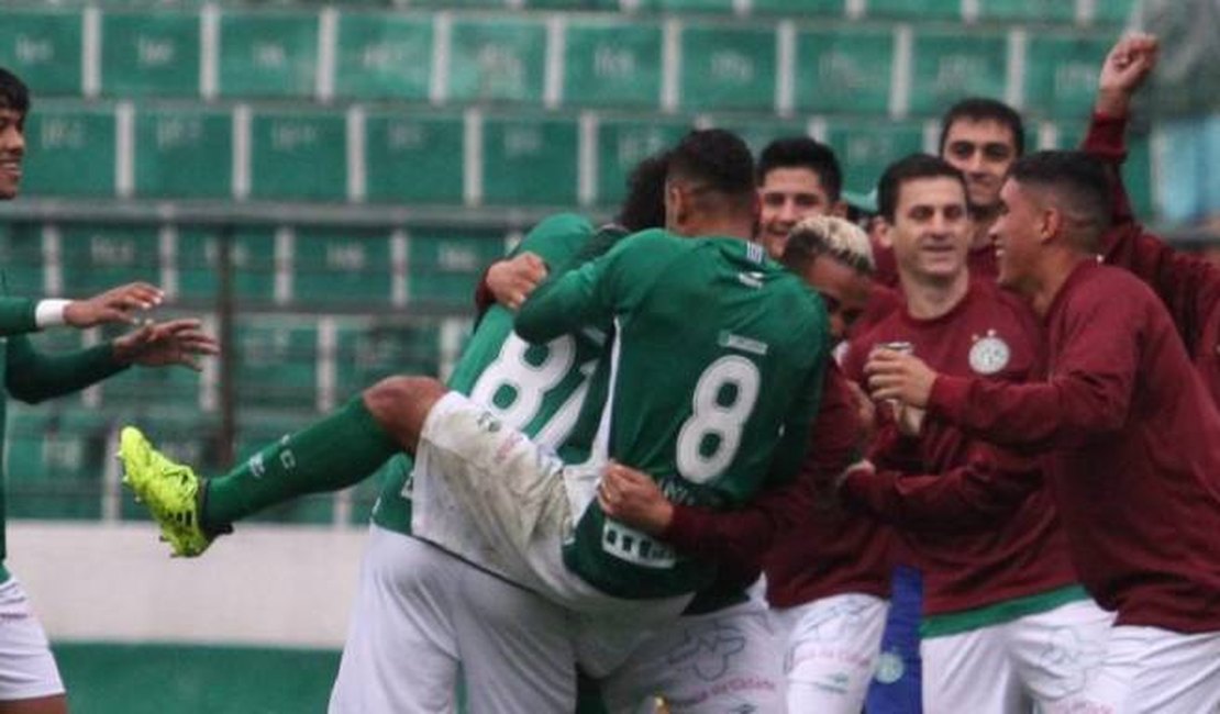 Série B: Com gol nos acréscimos, Guarani vence CRB no estádio Brinco de Ouro 