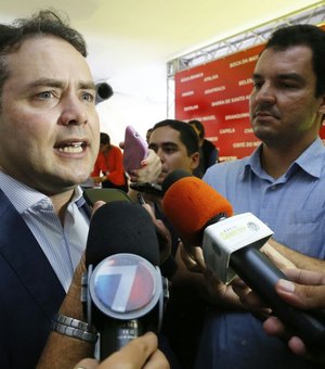 Governador Renan Filho assina carta criticando fala de Bolsonaro sobre morte de miliciano na Bahia