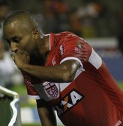 Wilians Santana sofre contratura muscular e desfalca o CRB contra o Juventude