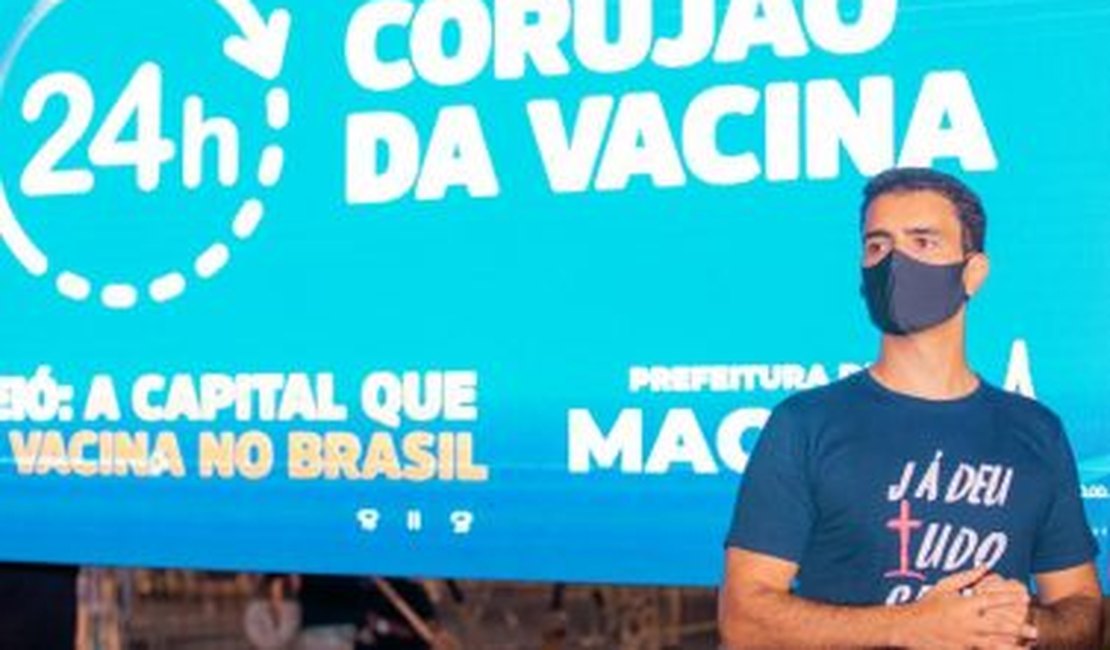 JHC comemora marca de 200 mil doses de vacina aplicadas