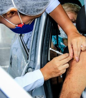 Maceió começa a vacinar idosos a partir de 77 anos nesta quarta (10)