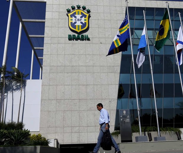 CBF anuncia doação de 27 ambulâncias a hospitais públicos em jogos do Brasileirão