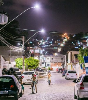 Mais quatro comunidades de Maceió vão receber iluminação 100% LED