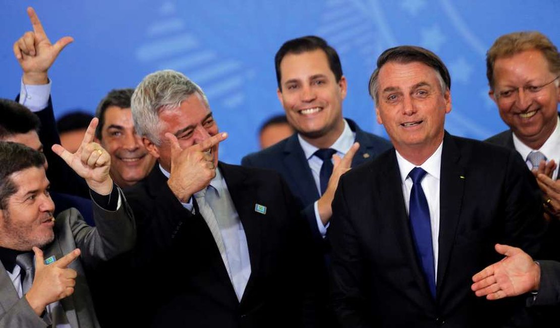 MPF pede suspensão de decreto de armas de Bolsonaro