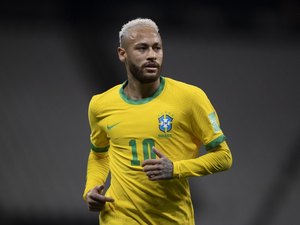 Neymar é comunicado que não faz parte dos planos do PSG, diz jornal
