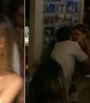 Chay Suede e Laura Neiva são flagrados aos beijos em Noronha
