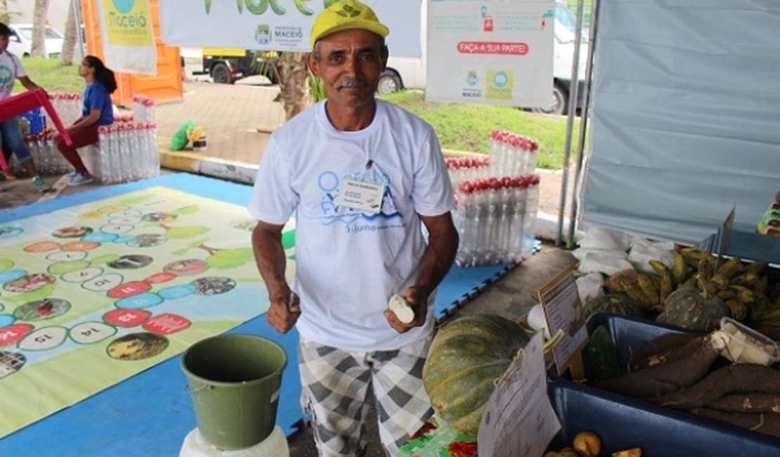 Orla de Ponta Verde recebe mais uma edição da Feira Orgânica neste domingo (8)