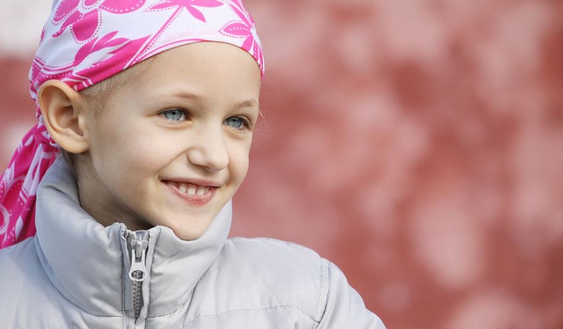 Eletrobras doa lenços e turbantes para pacientes com câncer